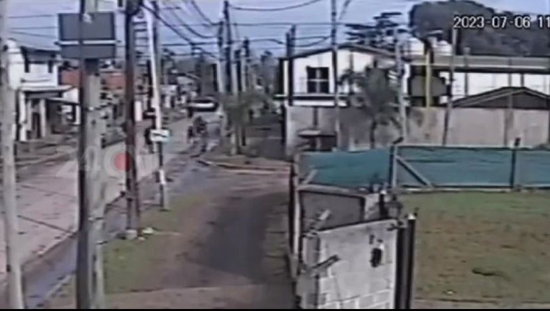El chico baleado se encuentra internado en grave estado y su pronóstico es reservado. 