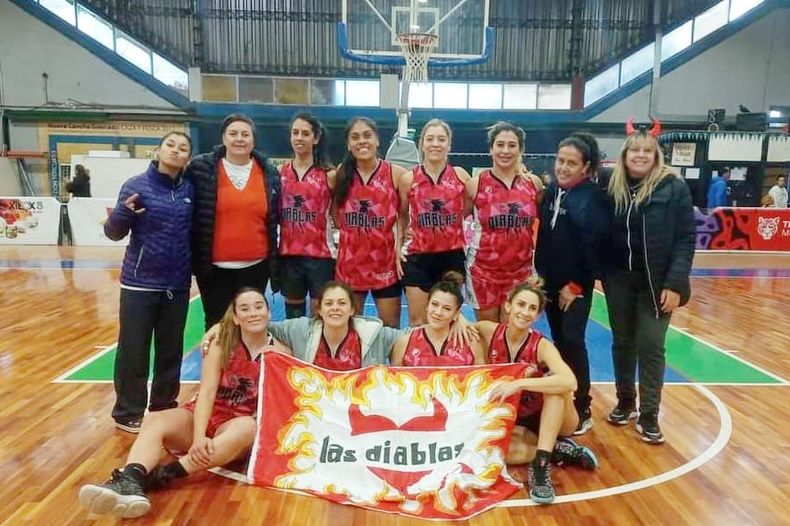 Sportivo Pilar está prendido en el campeonato. 