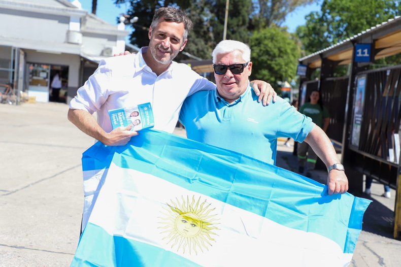 Federico Ach&aacute;val se puso al hombro la campa&ntilde;a de Massa en Pilar.