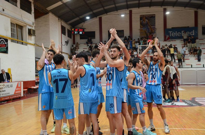 Racing de Chivilcoy fren&oacute; el envi&oacute;n de Atl&eacute;tico Pilar.