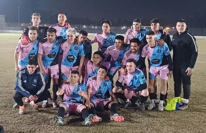 L&Iacute;DER IDEAL. Pilar City gan&oacute; en la Ciudad Deportiva y sum&oacute; 12 de 12.
