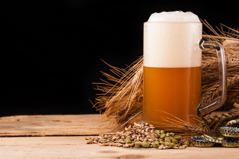 Hoy se rinde homenaje a aquellos que intervienen en la preparación de una bebida milenaria y tradicional: es el Día Internacional del Cervecero Artesanal.