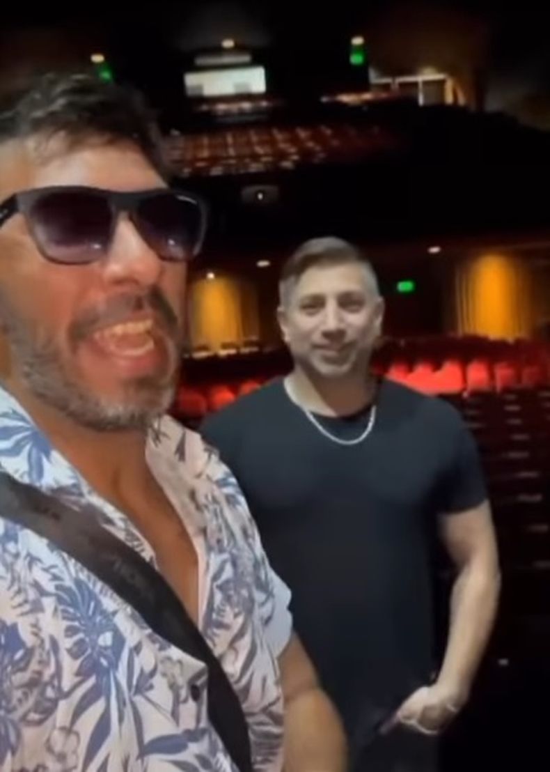 ORGANIZADORES. Arnaldo y Javier, en el Teatro Gran Pilar.