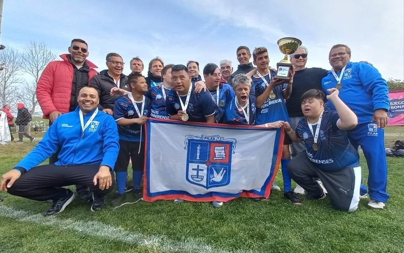 BICAMPEONES. El Fútbol de la categoría Síndromes PCD ganó la medalla de oro.