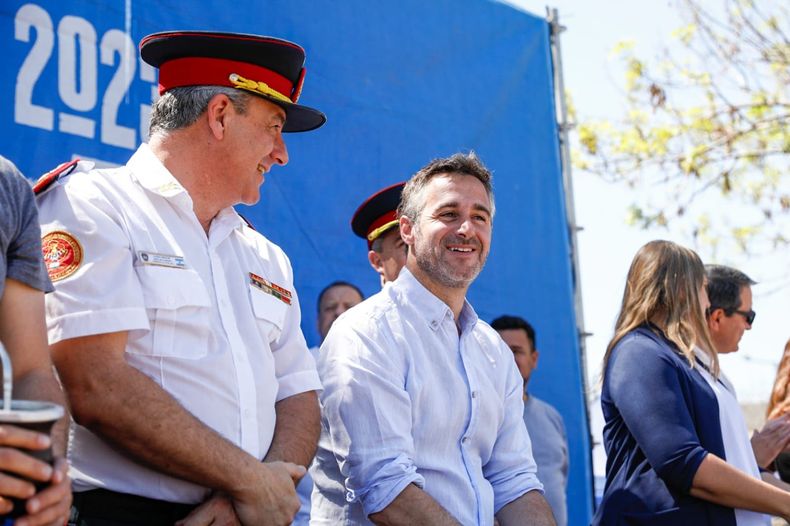 El intendente Federico Achával participó de los festejos patronales de Lagomarsino. 