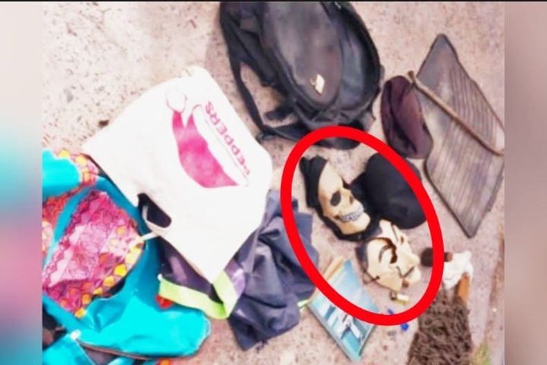 M&Aacute;SCARAS. Parte de los elementos que estaban en poder de la banda.