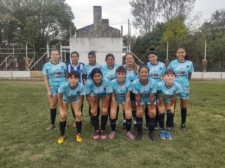 Las chicas de El Faro lograron su primera victoria en la Liga Municipal de F&uacute;tbol Femenino.