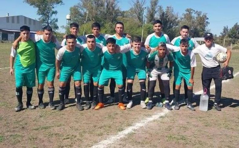 LÍDERES. La Sub 20 de Abrojal comparte el liderazgo de la Clasificación B2.