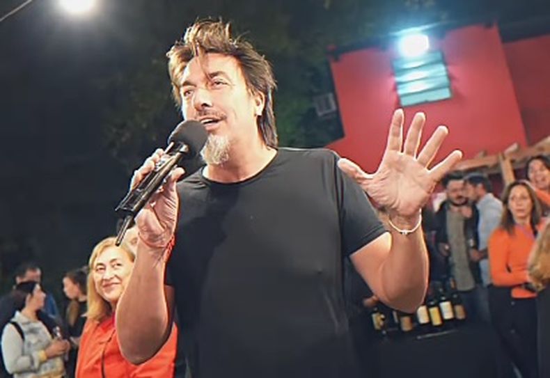 Vinos y humor. Joe Fernández hizo un show de standup y estuvo encargado de buena parte de la conducción de la Feria Nacional de Vinos Cheers, realizada en el complejo La Fábrica.