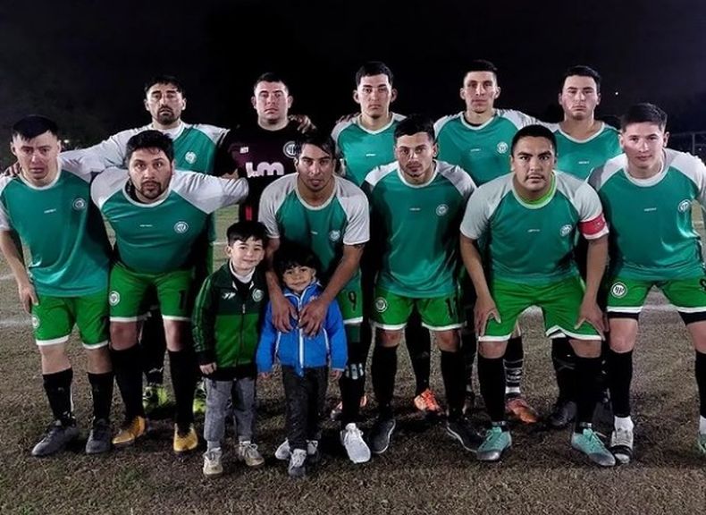 VICTORIA. Abrojal festej&oacute; en la noche de Del Viso. Venci&oacute; por 3-1 a La Nueva.