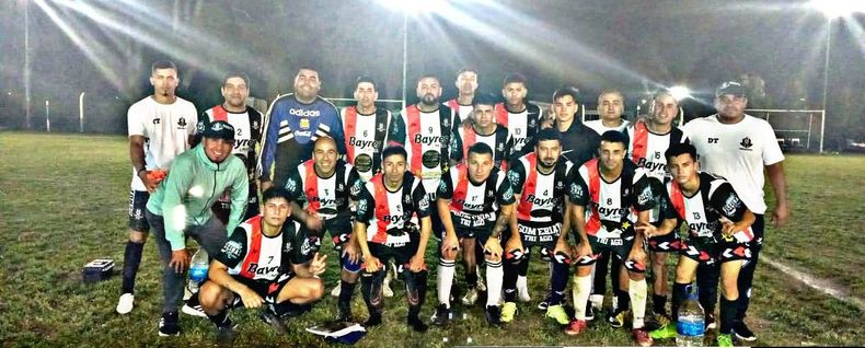 EQUIPO. Peruzzotti volvió al triunfo. Fue 2-0 ante Pilar Unidos y suma 6 puntos en 3 fechas en la División C.