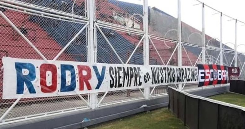 García viajaba a la cancha con la Peña Escobar de San Lorenzo.