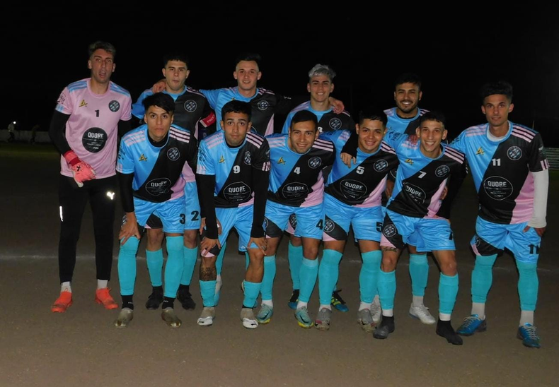Pilar City gole&oacute; de visitante y es otro de los punteros ideales de la Divisi&oacute;n B.