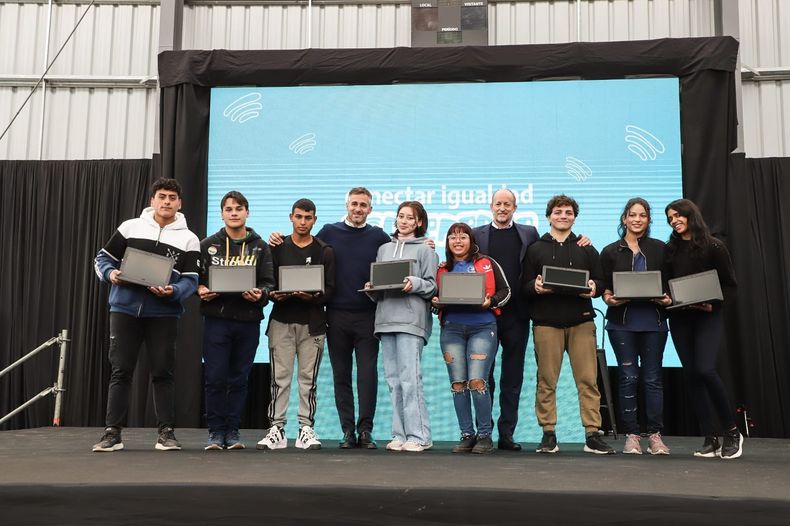 La jornada de Conectar Igualdad se hizo en el Club Lagomarsino.