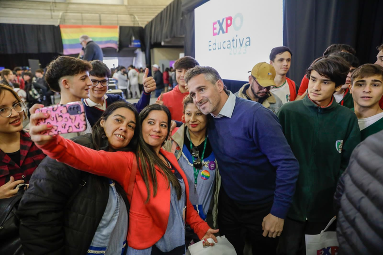 Federico Ach&aacute;val inaugur&oacute; la Expo Educativa 2024.