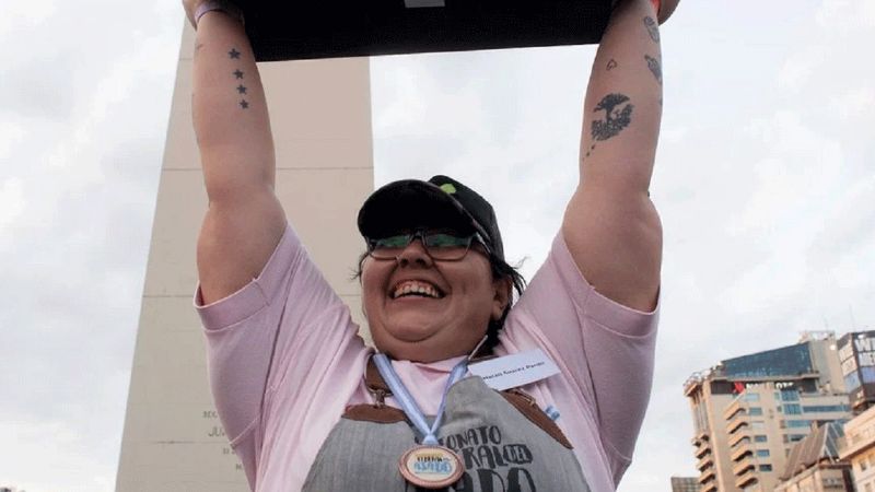 el asado tambien tiene aroma de mujer: es la primera vez que una es la ganadora del cuarto campeonato federal del asado