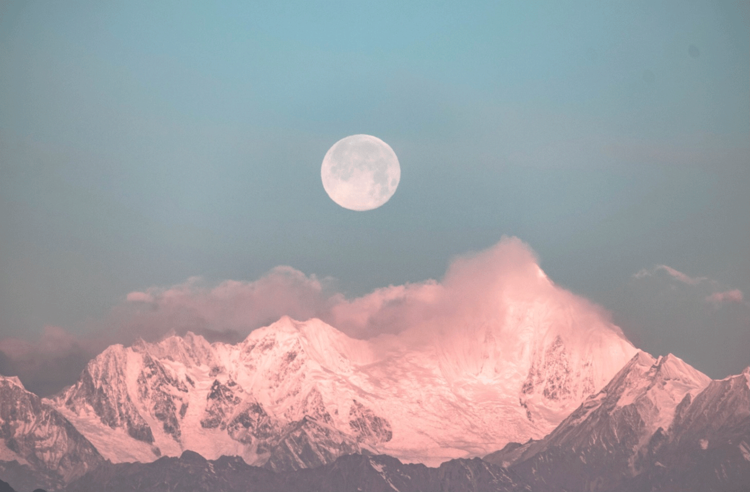 luna llena en libra: ¿como aprovechar su energia?