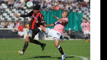 (Heva). Riquelme y Goux, en la lucha..