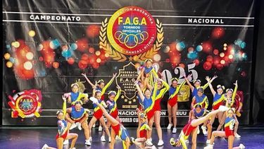 Las chicas de Luchetti se clasificaron a la Final Nacional que será el 21 de noviembre en el teatro Coliseo de Lomas de Zamora.