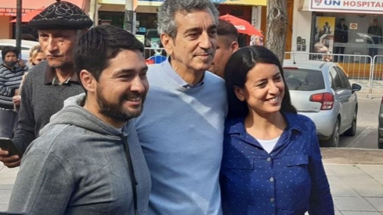 Camacho y Ana Barreto, junto a Randazzo cuando visitó Pilar..