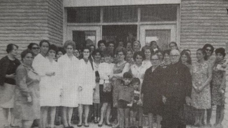 Acto de inauguración del nuevo edificio, en 1968 (libro De Posta Empalme a Fátima)..