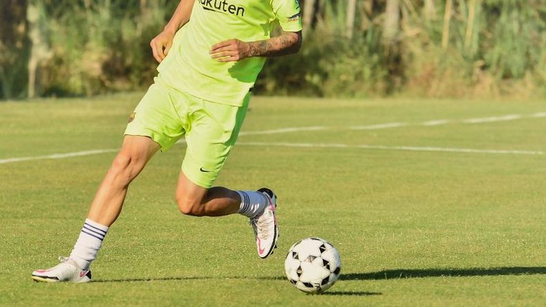 Jonatan Schapper, de Social Campana, es el goleador del campeonato con 6 tantos..