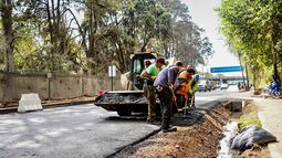 EN OBRA. Los trabajos en el acceso a la localidad ya están avanazados. &nbsp; &nbsp;