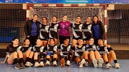 SUBCAMPEONAS. Las Cadetes de Muni Pilar sumaron 41 puntos y quedaron a 4 del campeón Estrella del Sur.