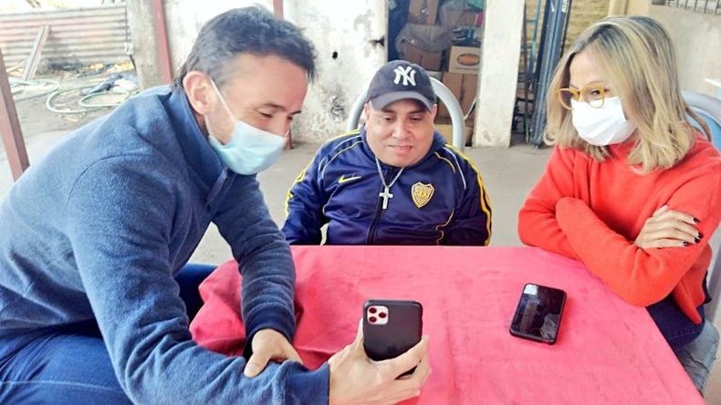 CON MAXI. Neuspiller y Cáceres con la foto que muchos querían..