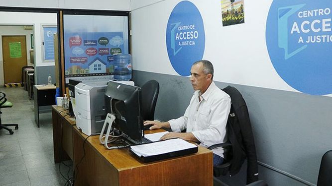 NUEVA OFICINA. Ituzaingó 623..