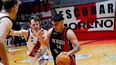 ATAQUE. Lautaro Cabrera cerró con 11 puntos.