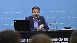 APOYO. Carlos Bianco ya se había mostrado a favor de que se permitan las reelecciones.