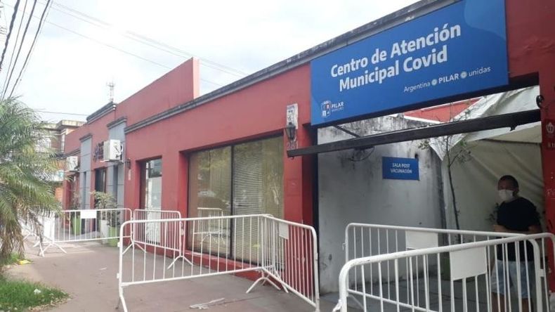 El vacunatorio de la Escuela 26 fue trasladado al Centro Cultural Federal..