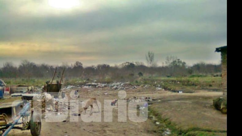 Así se veía el baldío cuando se encontraba colmado de basura..