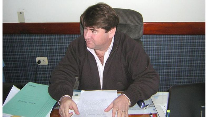 VÍCTIMA. Martínez fue asaltado por cinco delincuentes..