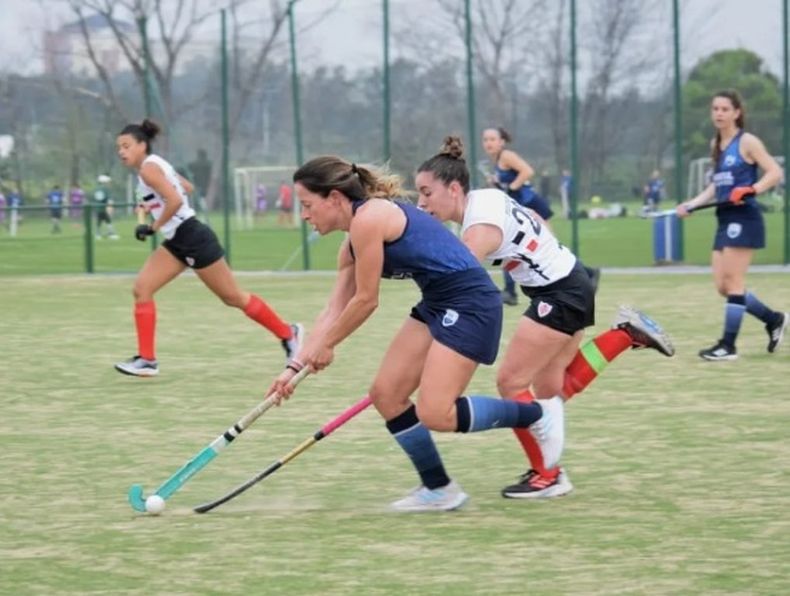 ATAQUE. Hebraica consiguió un gran triunfo en casa para soñar con el ascenso.