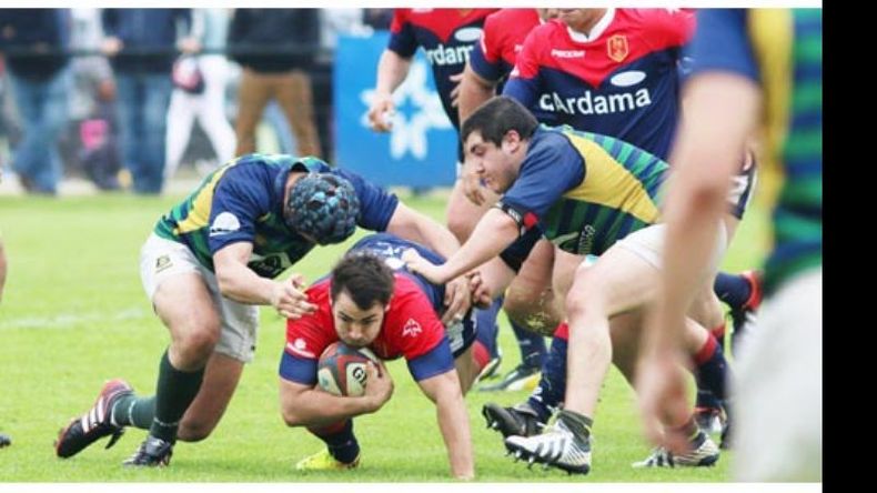 Federico Valdez anotó el único try de Deportiva..