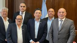 Autoridades de Scipa con el titular de la Subsecretaría de la Pequeña y Mediana Empresa de la Nación. Autoridades de Scipa con el titular de la Subsecretaría de la Pequeña y Mediana Empresa de la Nación.