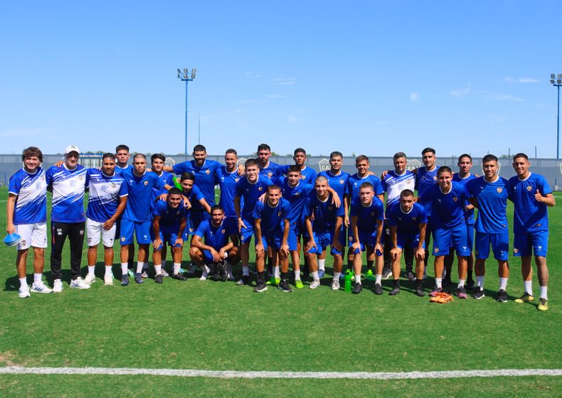 Deportivo Metalúrgico cerró su preparación en el predio de Ezeiza de Boca Juniors.