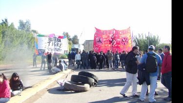 Los trabajadores bloquearon por tercera vez los accesos al Parque..