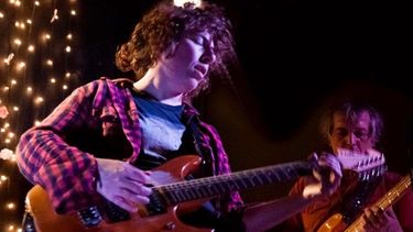 Eléctrica. Celina Mainella promete un disco “bien violero”..