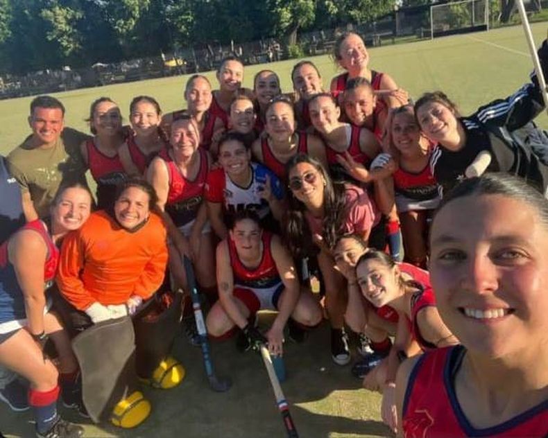 SELFIE. Deportiva Francesa B quiere despedirse de la División E con triunfos.