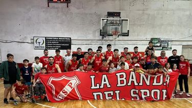 Sportivo Pilar ganó su conferencia con récord de 14 triunfos y 2 derrotas.