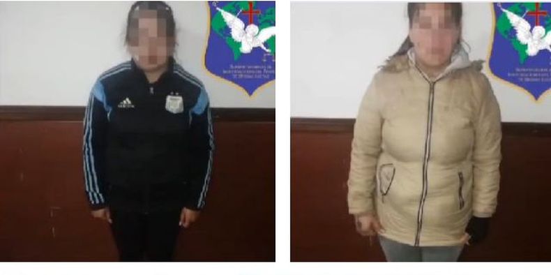 Las dos mujeres detenidas acusadas de la venta de drogas en Derqui.&nbsp;