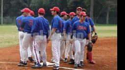 Pilar Sóftbol Club está a un paso de quedarse con el campeonato..