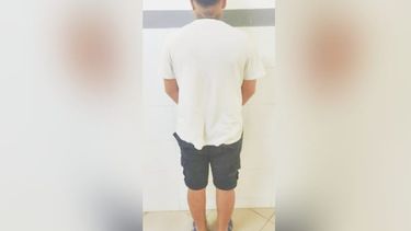 El presunto abusador fue detenido poco después mientras merodeaba su domicilio.&nbsp;