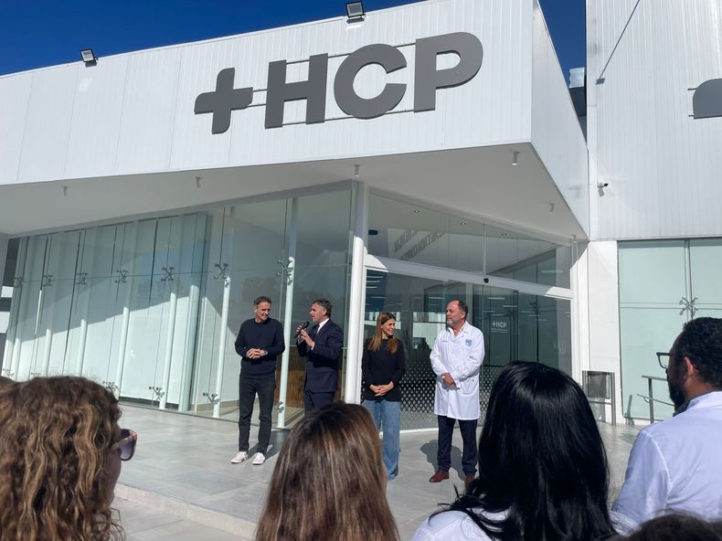 El acto de inauguración del nuevo sector del Hospital Central de Pilar.