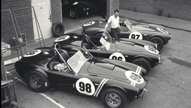 UN ÍCONO. Los Shelby Cobra comenzaron a fabricarse en el año 1962.