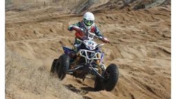 (www.mxzone.com.ar). PREPARADO. Chunco competirá con su Yamaha 450 en la Profesional Open Libre..