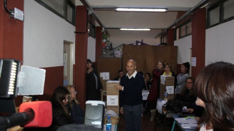 SOBRE. El voto de Ducoté, este mediodía en Los Cachorros. .